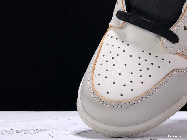 SB x Nike Bone Jordan OG High CD6578-006 1 Light Air 0821